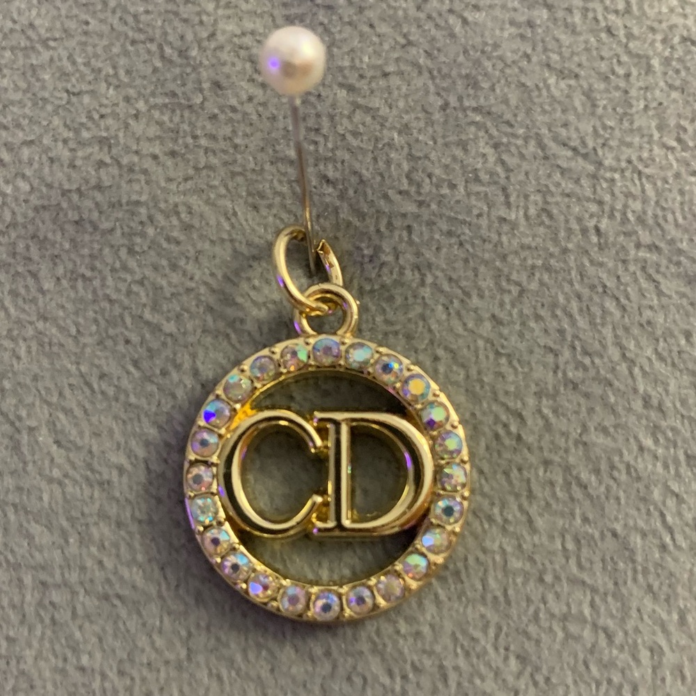 Upcycled Gold Pendant with Irridescent Crystals